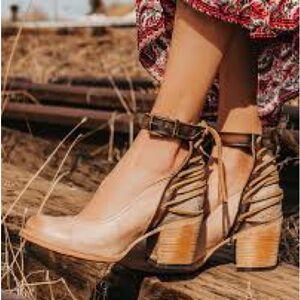 Freebird by Steven Raeanne heels